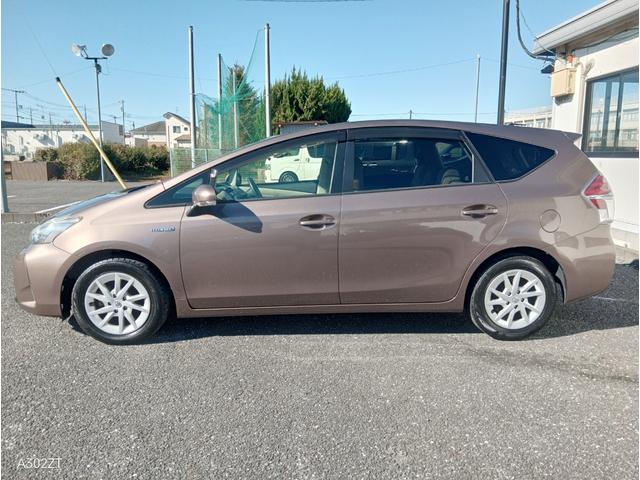 プリウスアルファ Ｇ　禁煙車　純正ナビ　フルセグ　Ｂｌｕｅｔｏｏｔｈ　Ｂカメ　ＣＤ　ＤＶＤ　ＥＴＣ　ＬＥＤヘッド　前フォグ　クルーズコントロール　車線逸脱警告　衝突軽減ブレーキ　スマートキー　ＰＵＳＨスタ－ト　純正アルミ（8枚目）