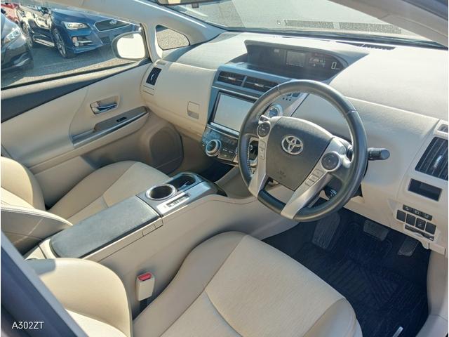 プリウスアルファ Ｇ　禁煙車　純正ナビ　フルセグ　Ｂｌｕｅｔｏｏｔｈ　Ｂカメ　ＣＤ　ＤＶＤ　ＥＴＣ　ＬＥＤヘッド　前フォグ　クルーズコントロール　車線逸脱警告　衝突軽減ブレーキ　スマートキー　ＰＵＳＨスタ－ト　純正アルミ（12枚目）