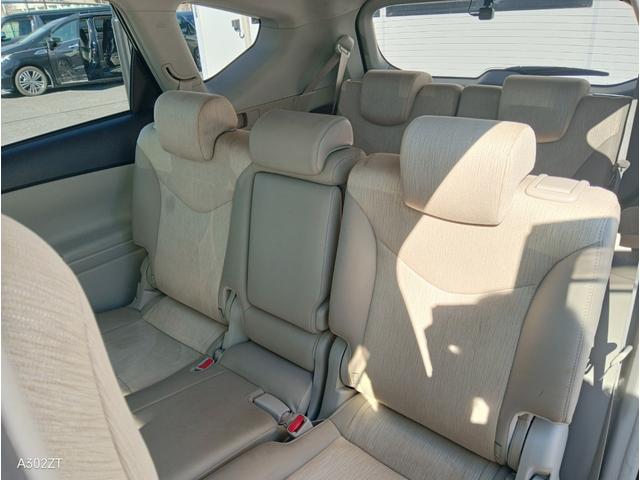 プリウスアルファ Ｇ　禁煙車　純正ナビ　フルセグ　Ｂｌｕｅｔｏｏｔｈ　Ｂカメ　ＣＤ　ＤＶＤ　ＥＴＣ　ＬＥＤヘッド　前フォグ　クルーズコントロール　車線逸脱警告　衝突軽減ブレーキ　スマートキー　ＰＵＳＨスタ－ト　純正アルミ（16枚目）