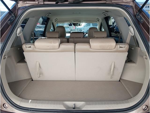 プリウスアルファ Ｇ　禁煙車　純正ナビ　フルセグ　Ｂｌｕｅｔｏｏｔｈ　Ｂカメ　ＣＤ　ＤＶＤ　ＥＴＣ　ＬＥＤヘッド　前フォグ　クルーズコントロール　車線逸脱警告　衝突軽減ブレーキ　スマートキー　ＰＵＳＨスタ－ト　純正アルミ（18枚目）