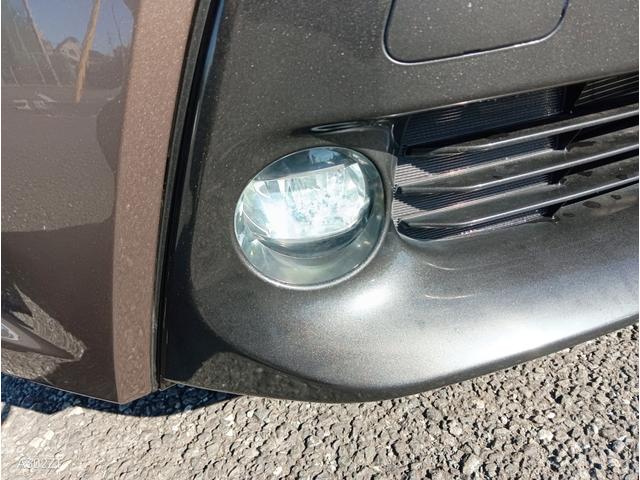 プリウスアルファ Ｇ　禁煙車　純正ナビ　フルセグ　Ｂｌｕｅｔｏｏｔｈ　Ｂカメ　ＣＤ　ＤＶＤ　ＥＴＣ　ＬＥＤヘッド　前フォグ　クルーズコントロール　車線逸脱警告　衝突軽減ブレーキ　スマートキー　ＰＵＳＨスタ－ト　純正アルミ（39枚目）