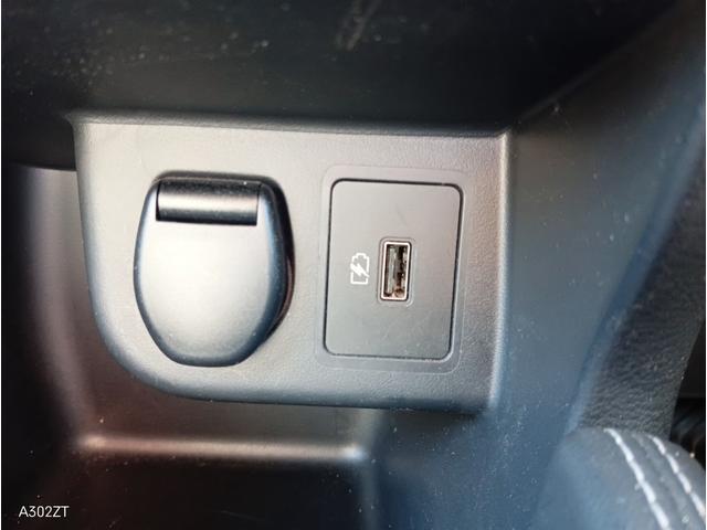 キックス X プロパイロット 全周囲カメラ 障害物センサー デジタルインナーミラー 純正ナビ Bluetooth CD DVD ステアリングヒーター シートヒーター LEDヘッド 前フォグ USB充電 禁煙車(26枚目)