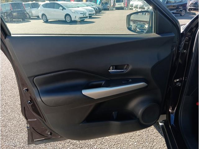 キックス X プロパイロット 全周囲カメラ 障害物センサー デジタルインナーミラー 純正ナビ Bluetooth CD DVD ステアリングヒーター シートヒーター LEDヘッド 前フォグ USB充電 禁煙車(43枚目)