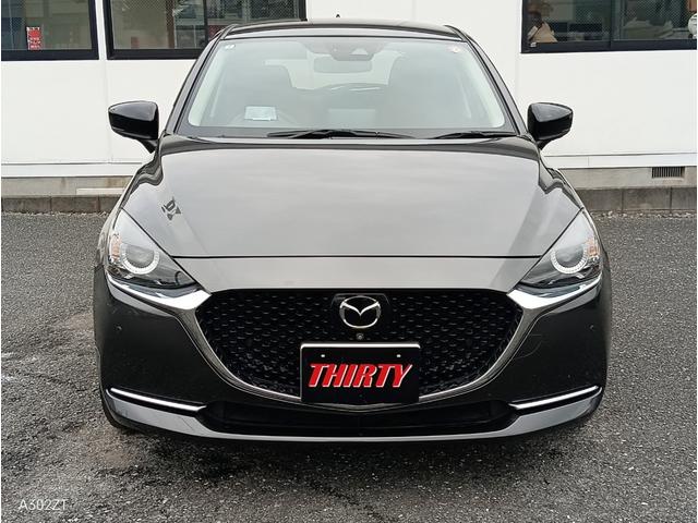 MAZDA2 15S ブラックトーンエディション ワンオーナー 全周囲カメラ ブラインドスポットモニター 障害物センサー 純正ナビ Bluetooth フルセグ CD DVD USB ETC オートライト LEDヘッド クルコン 純正アルミ 禁煙車(2枚目)