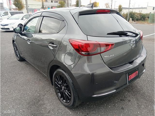 MAZDA2 15S ブラックトーンエディション ワンオーナー 全周囲カメラ ブラインドスポットモニター 障害物センサー 純正ナビ Bluetooth フルセグ CD DVD USB ETC オートライト LEDヘッド クルコン 純正アルミ 禁煙車(11枚目)