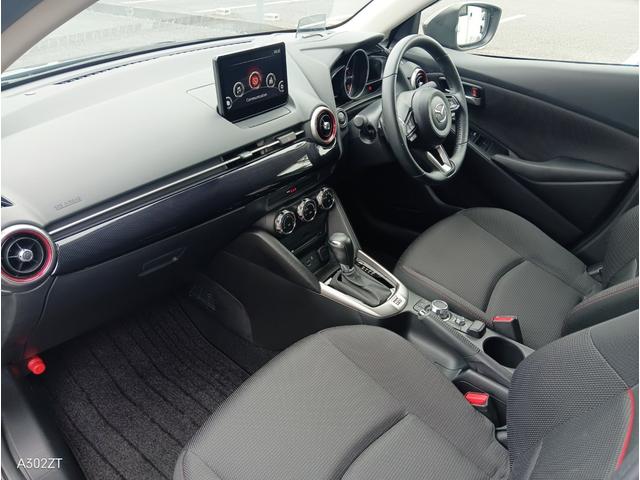 MAZDA2 15S ブラックトーンエディション ワンオーナー 全周囲カメラ ブラインドスポットモニター 障害物センサー 純正ナビ Bluetooth フルセグ CD DVD USB ETC オートライト LEDヘッド クルコン 純正アルミ 禁煙車(14枚目)