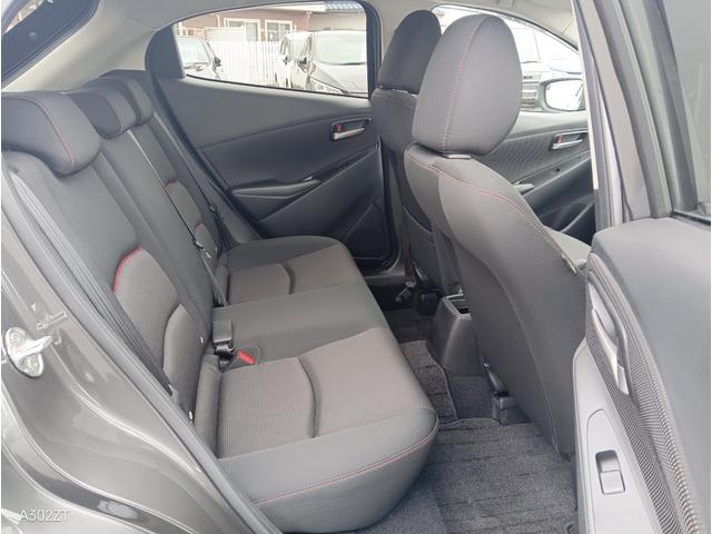 MAZDA2 15S ブラックトーンエディション ワンオーナー 全周囲カメラ ブラインドスポットモニター 障害物センサー 純正ナビ Bluetooth フルセグ CD DVD USB ETC オートライト LEDヘッド クルコン 純正アルミ 禁煙車(42枚目)