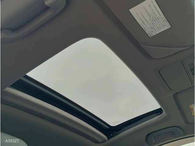 アコードハイブリッド ＥＸ　サンルーフ　黒革シート　シートヒーター　クルコン　衝突軽減ブレーキ　ＬＥＤヘッド　前フォグ　純正ナビ　Ｂカメ　フルセグ　Ｂｌｕｅｔｏｏｔｈ　ＥＴＣ　ＵＳＢ　電動シート　ＰＵＳＨスタート　禁煙車（3枚目）