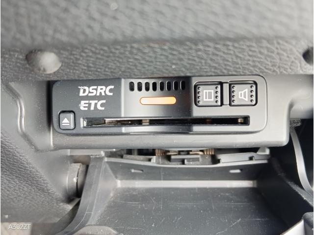 アコードハイブリッド ＥＸ　サンルーフ　黒革シート　シートヒーター　クルコン　衝突軽減ブレーキ　ＬＥＤヘッド　前フォグ　純正ナビ　Ｂカメ　フルセグ　Ｂｌｕｅｔｏｏｔｈ　ＥＴＣ　ＵＳＢ　電動シート　ＰＵＳＨスタート　禁煙車（7枚目）