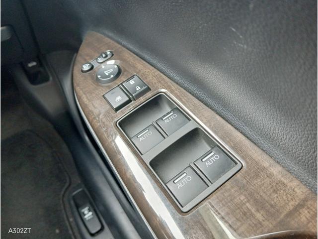 アコードハイブリッド ＥＸ　サンルーフ　黒革シート　シートヒーター　クルコン　衝突軽減ブレーキ　ＬＥＤヘッド　前フォグ　純正ナビ　Ｂカメ　フルセグ　Ｂｌｕｅｔｏｏｔｈ　ＥＴＣ　ＵＳＢ　電動シート　ＰＵＳＨスタート　禁煙車（21枚目）