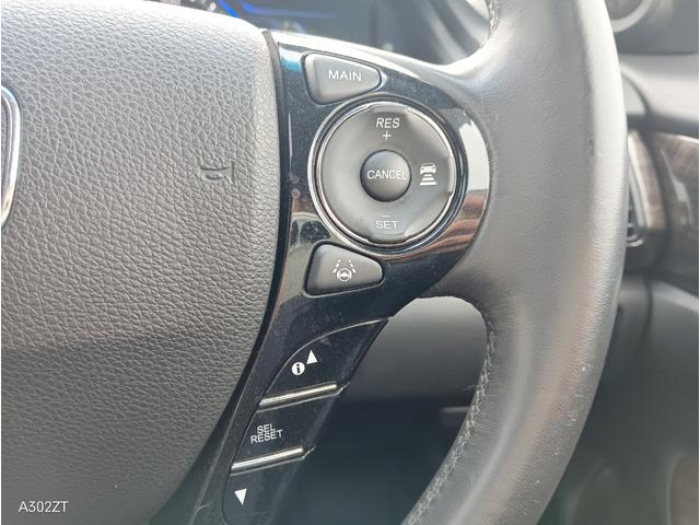 アコードハイブリッド ＥＸ　サンルーフ　黒革シート　シートヒーター　クルコン　衝突軽減ブレーキ　ＬＥＤヘッド　前フォグ　純正ナビ　Ｂカメ　フルセグ　Ｂｌｕｅｔｏｏｔｈ　ＥＴＣ　ＵＳＢ　電動シート　ＰＵＳＨスタート　禁煙車（24枚目）