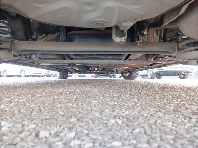 プリウス Ｓ　純正ナビ　バックカメラ　Ｂｌｕｅｔｏｏｔｈ　ＴＶ　バックカメラ　ＥＴＣ　ＬＥＤヘッド　オートライト　スマートキー　ＰＵＳＨスタート　純正アルミ（57枚目）