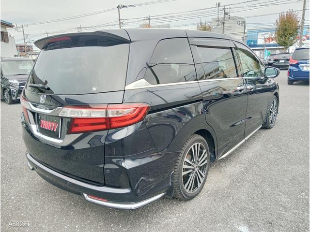 オデッセイ アブソルート・ＥＸ　フリップダウンモニター　アダプティブクルーズ　ＢＳＭ　バックカメラ　電動シート　前後ドラレコ　障害物センサー　サイドステップガーニッシュ　メッキフォグガーニッシュ　両側電動スライド１８インチ純正アルミ（9枚目）