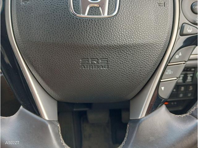 オデッセイ アブソルート・ＥＸ　フリップダウンモニター　アダプティブクルーズ　ＢＳＭ　バックカメラ　電動シート　前後ドラレコ　障害物センサー　サイドステップガーニッシュ　メッキフォグガーニッシュ　両側電動スライド１８インチ純正アルミ（24枚目）