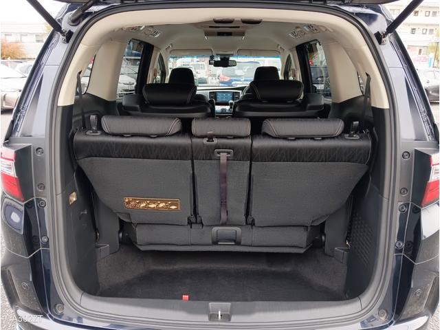 オデッセイ アブソルート・ＥＸ　フリップダウンモニター　アダプティブクルーズ　ＢＳＭ　バックカメラ　電動シート　前後ドラレコ　障害物センサー　サイドステップガーニッシュ　メッキフォグガーニッシュ　両側電動スライド１８インチ純正アルミ（62枚目）