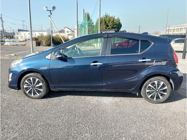 アクア Ｓスタイルブラック　トヨタセーフティーセンス　純正ナビ　Ｂカメラ　衝突軽減装置　車線逸脱警告　プッシュスタート　ＥＴＣ　スマートエントリー　フルセグＴＶ　ＴＲＤアルミ　オートライト　オートハイビーム　ダークブルーマイカ（7枚目）