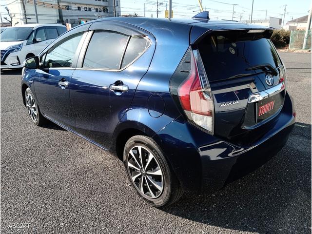 アクア Ｓスタイルブラック　トヨタセーフティーセンス　純正ナビ　Ｂカメラ　衝突軽減装置　車線逸脱警告　プッシュスタート　ＥＴＣ　スマートエントリー　フルセグＴＶ　ＴＲＤアルミ　オートライト　オートハイビーム　ダークブルーマイカ（10枚目）