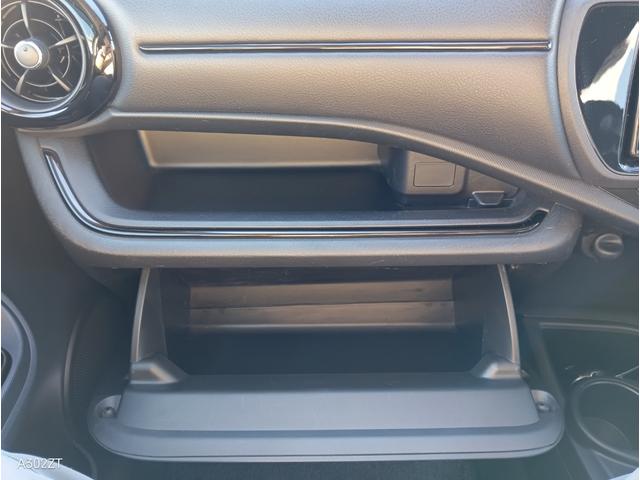 アクア Ｓスタイルブラック　トヨタセーフティーセンス　純正ナビ　Ｂカメラ　衝突軽減装置　車線逸脱警告　プッシュスタート　ＥＴＣ　スマートエントリー　フルセグＴＶ　ＴＲＤアルミ　オートライト　オートハイビーム　ダークブルーマイカ（34枚目）