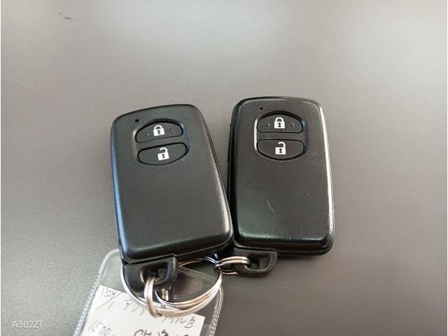 アクア Ｓスタイルブラック　トヨタセーフティーセンス　純正ナビ　Ｂカメラ　衝突軽減装置　車線逸脱警告　プッシュスタート　ＥＴＣ　スマートエントリー　フルセグＴＶ　ＴＲＤアルミ　オートライト　オートハイビーム　ダークブルーマイカ（66枚目）