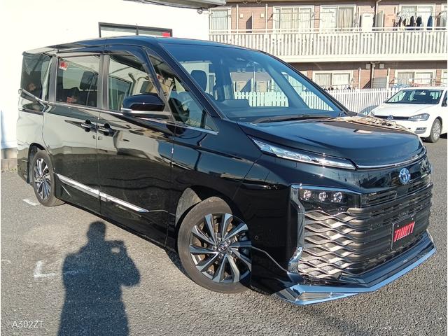 ヴォクシー ハイブリッドＳ－Ｚ　モデリスタフルエアロ　３眼ＬＥＤヘッドライト　１０．５インチナビＴＶ　トヨタチームメイト　両側パワースライド　パーキングブレーキサポート　全方位カメラ　１００Ｖ電源　前後ドラレコ（5枚目）