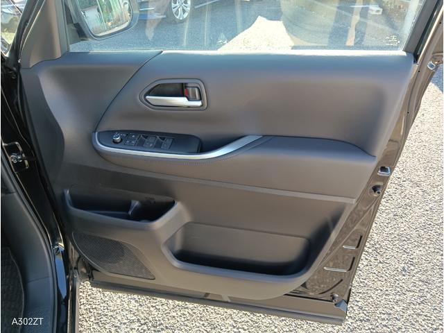 ヴォクシー ハイブリッドＳ－Ｚ　モデリスタフルエアロ　３眼ＬＥＤヘッドライト　１０．５インチナビＴＶ　トヨタチームメイト　両側パワースライド　パーキングブレーキサポート　全方位カメラ　１００Ｖ電源　前後ドラレコ（35枚目）