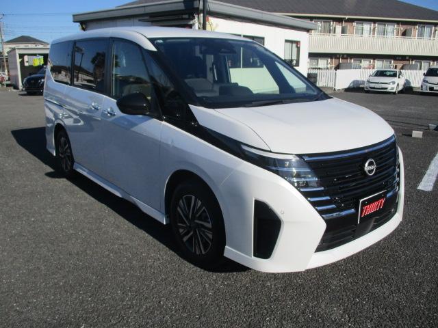 セレナ ハイウェイスターＶ　当店買取車両　ナビＴＶ　バックカメラ　両側パワースライドドア　プロパイロット（2枚目）