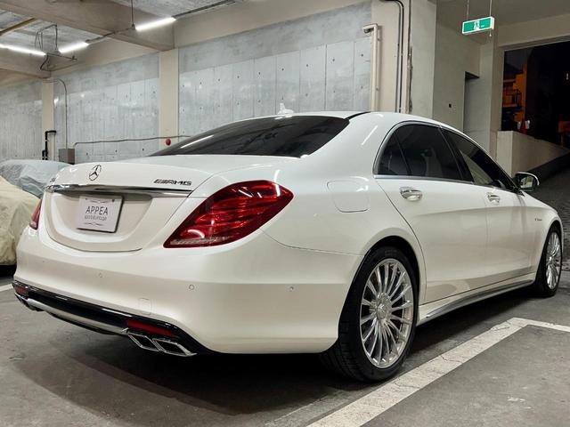 Ｓ６３　ＡＭＧ　４マチックロング　ＡＭＧ６５純正パーツ（フロント・サイド・リアバンパー／アンダーメッキグリル／鍛造２０ＡＷ／エンブレム）　パノラミックＳＲ　専用ＡＬＬナッパ黒レザー　赤キャリパー　デュアルツインマフラー　取説保記　Ｓ鍵(6枚目)