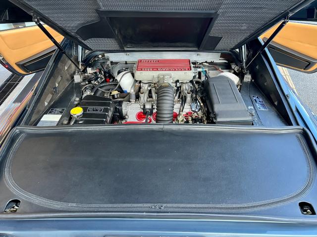３２８ ＧＴＳ　コーンズ正規Ｄ車　１９８９年最終モデル　後期ＡＢＳ付　走行３．２万Ｋ　ベージュ本革内装　テクノマグネシオ１７ＡＷ　カロッツェリアオーディオ　純正工具＆ルーフ収納カバー完備　事故修復歴無　日本語取説Ｓ鍵（20枚目）
