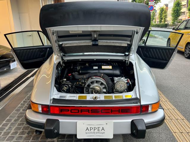 ９１１ ９１１ＳＣ　ＭＩＺＷＡ正規Ｄ車　ＳＣ最初期生産モデル（７８ｙのみ）　タータンチェック柄コンビシート　専用メッキＨライトリング＆前後窓モール　純正ＯＰクーラー＆Ｆフォグ　Ｓ５７〜Ｒ７年記録簿計３２枚　当時物取説Ｓ鍵（19枚目）