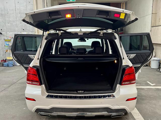 ＧＬＫクラス ＧＬＫ３５０　４マチック　後期最終左Ｈ　ＡＭＧスポーツＰＫＧ　ディストロニック＋　アルカンターラコンビＳ　ＡＭＧ１９ＡＷ　純正ナビ／ＴＶ（走行可）／３６０°カメラ／ＢＴ接続　ＬＥＤポジションランプ＆クロームガード　取説保Ｓキー（19枚目）