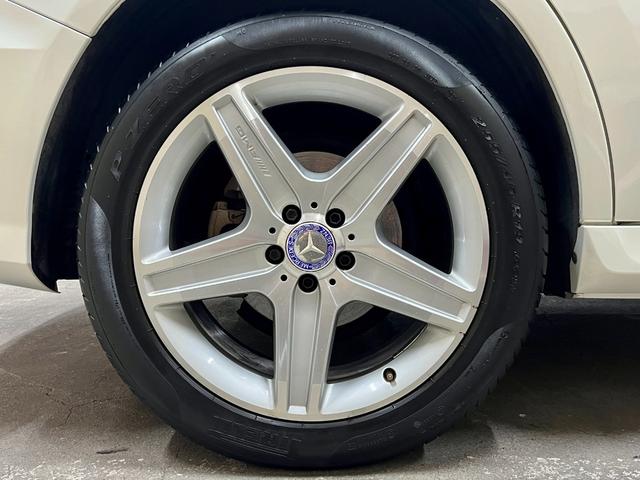 ＧＬＫクラス ＧＬＫ３５０　４マチック　後期最終左Ｈ　ＡＭＧスポーツＰＫＧ　ディストロニック＋　アルカンターラコンビＳ　ＡＭＧ１９ＡＷ　純正ナビ／ＴＶ（走行可）／３６０°カメラ／ＢＴ接続　ＬＥＤポジションランプ＆クロームガード　取説保Ｓキー（30枚目）