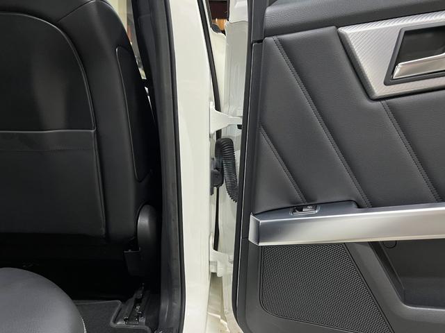 ＧＬＫクラス ＧＬＫ３５０　４マチック　後期最終左Ｈ　ＡＭＧスポーツＰＫＧ　ディストロニック＋　アルカンターラコンビＳ　ＡＭＧ１９ＡＷ　純正ナビ／ＴＶ（走行可）／３６０°カメラ／ＢＴ接続　ＬＥＤポジションランプ＆クロームガード　取説保Ｓキー（35枚目）