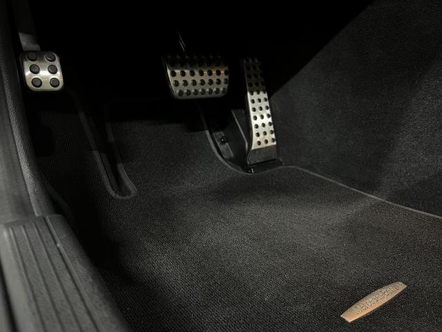 ＧＬＫクラス ＧＬＫ３５０　４マチック　後期最終左Ｈ　ＡＭＧスポーツＰＫＧ　ディストロニック＋　アルカンターラコンビＳ　ＡＭＧ１９ＡＷ　純正ナビ／ＴＶ（走行可）／３６０°カメラ／ＢＴ接続　ＬＥＤポジションランプ＆クロームガード　取説保Ｓキー（39枚目）