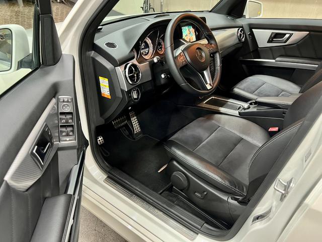 ＧＬＫクラス ＧＬＫ３５０　４マチック　後期最終左Ｈ　ＡＭＧスポーツＰＫＧ　ディストロニック＋　アルカンターラコンビＳ　ＡＭＧ１９ＡＷ　純正ナビ／ＴＶ（走行可）／３６０°カメラ／ＢＴ接続　ＬＥＤポジションランプ＆クロームガード　取説保Ｓキー（42枚目）