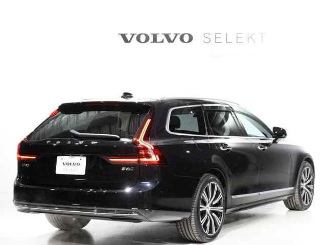 Ｖ９０ Ｂ６　ＡＷＤ　インスクリプション　Ｂ６エンジン搭載モデル　４ＷＤ　４８Ｖ　Ｇｏｏｇｌｅ搭載　ｈａｒｍａｎ／ｋａｒｄｏｎプレミアムサウンド　クリスタルシフトノブ　ＬＥＤヘッドライト　１９インチＡＷ　前後純正ドラレコ　パワーテールゲート（6枚目）