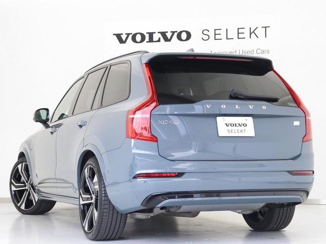 ＸＣ９０ リチャージアルテメットＴ８ＡＷＤプラグインハイブリド　ＰＨＥＶ　３列７人乗　パノラマサンルーフ　エアサス　Ｇｏｏｇｌｅ搭載　純正３６０°ドラレコ　ｈａｒｍａｎ／ｋａｒｄｏｎ　リラクゼーション機能　クリスタルシフトノブ　グレーアッシュウッドパネル　２２ＡＷ（32枚目）