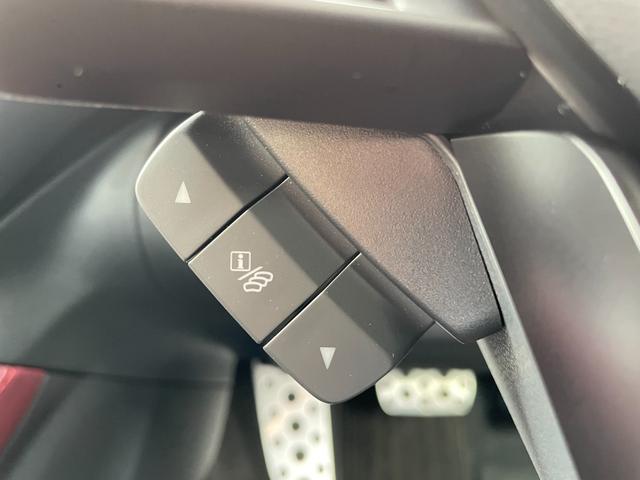 ＷＲＸ Ｓ４ ＳＴＩスポーツＲ　ＥＸ　ワンオーナー　大型リヤスポイラー　ＳＴＩパフォーマンスエアロパッケージ　１８インチＡＷ　１１．６型ナビ　バックカメラ　フロントカメラ　サイドカメラ　シートヒーター　ブラインドスポットモニター（11枚目）