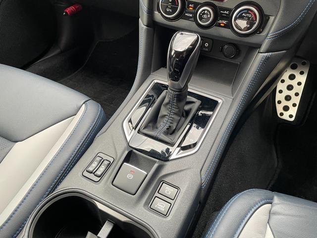 ＸＶ アドバンス　ワンオーナー　後期モデル　ブルーレザー　シートヒーター　パナソニック８インチビルトインナビ　バックカメラ　サイドカメラ　ＥＴＣ２．０　ドライブレコーダー　ブラインドスポット　ＡＶＨ　１８インチＡＷ（22枚目）