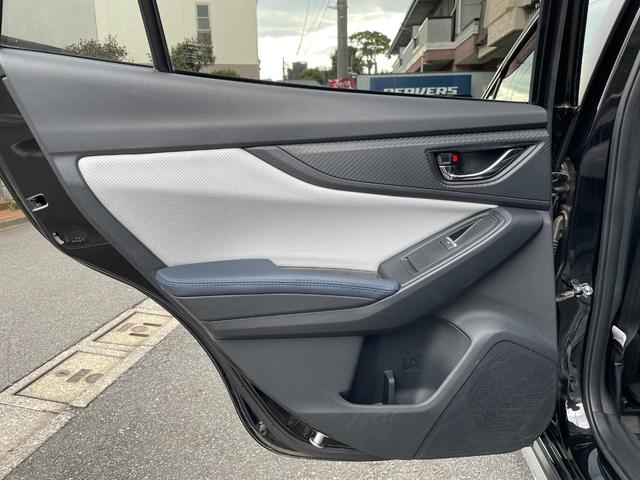 ＸＶ アドバンス　ワンオーナー　後期モデル　ブルーレザー　シートヒーター　パナソニック８インチビルトインナビ　バックカメラ　サイドカメラ　ＥＴＣ２．０　ドライブレコーダー　ブラインドスポット　ＡＶＨ　１８インチＡＷ（38枚目）