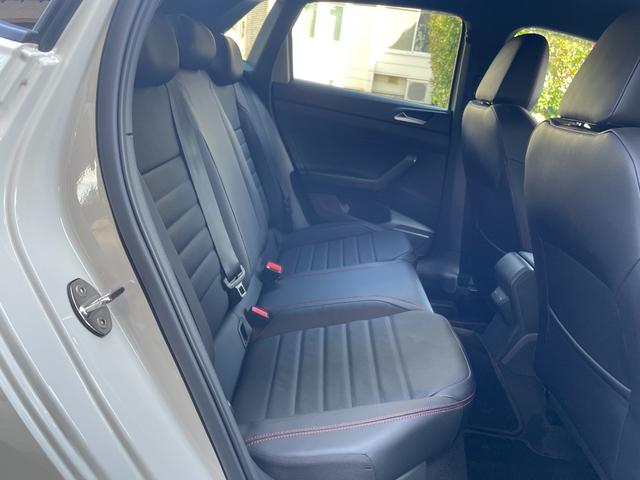 ポロＧＴＩ エディション２５　ワンオーナー　純正ナビ　バックカメラ　ＥＴＣ　ドライブレコーダー　ブラインドスポットモニター　アダプティブクルーズコントロール　２５周年記念モデル　専用レザーシート　シートヒーター　１８インチＡＷ（26枚目）