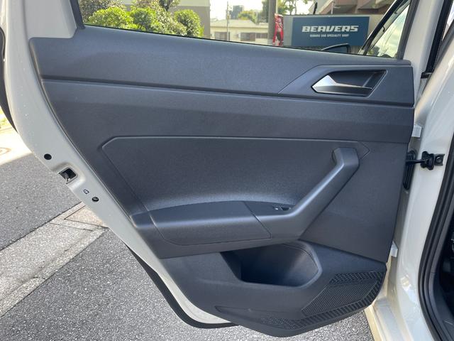 ポロＧＴＩ エディション２５　ワンオーナー　純正ナビ　バックカメラ　ＥＴＣ　ドライブレコーダー　ブラインドスポットモニター　アダプティブクルーズコントロール　２５周年記念モデル　専用レザーシート　シートヒーター　１８インチＡＷ（36枚目）