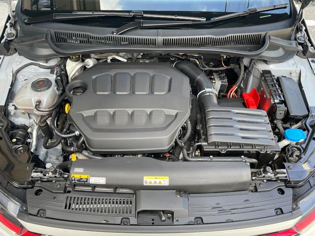 ポロＧＴＩ エディション２５　ワンオーナー　純正ナビ　バックカメラ　ＥＴＣ　ドライブレコーダー　ブラインドスポットモニター　アダプティブクルーズコントロール　２５周年記念モデル　専用レザーシート　シートヒーター　１８インチＡＷ（61枚目）