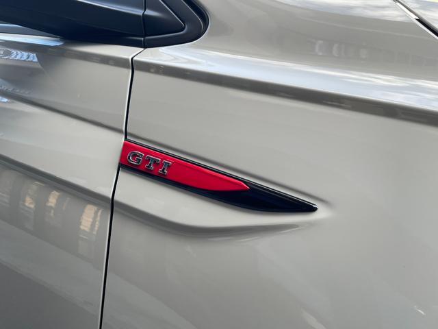 ポロＧＴＩ エディション２５　ワンオーナー　純正ナビ　バックカメラ　ＥＴＣ　ドライブレコーダー　ブラインドスポットモニター　アダプティブクルーズコントロール　２５周年記念モデル　専用レザーシート　シートヒーター　１８インチＡＷ（63枚目）