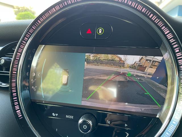 ＭＩＮＩ ワン　クラシック・トリム　ワンオーナー　デジタルメーター　純正タッチパネルナビ　バックカメラ　ＥＴＣ　クルーズコントロール　ハーフレザーシート　１５インチＡＷ　コンフォートアクセス　ＬＥＤヘッドライト（16枚目）