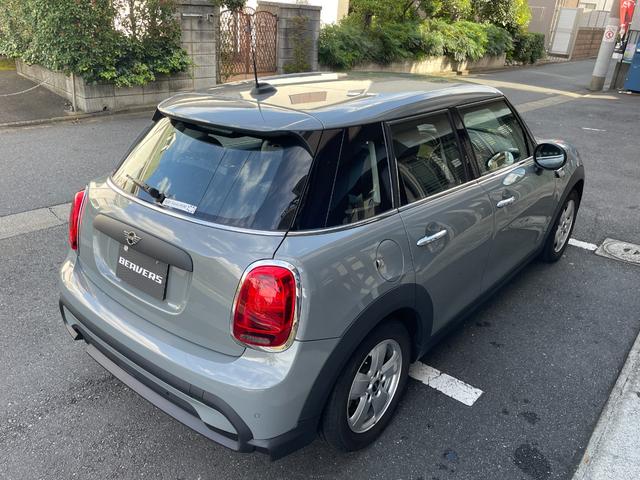 ＭＩＮＩ ワン　クラシック・トリム　ワンオーナー　デジタルメーター　純正タッチパネルナビ　バックカメラ　ＥＴＣ　クルーズコントロール　ハーフレザーシート　１５インチＡＷ　コンフォートアクセス　ＬＥＤヘッドライト（47枚目）