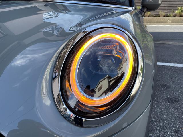 ＭＩＮＩ ワン　クラシック・トリム　ワンオーナー　デジタルメーター　純正タッチパネルナビ　バックカメラ　ＥＴＣ　クルーズコントロール　ハーフレザーシート　１５インチＡＷ　コンフォートアクセス　ＬＥＤヘッドライト（51枚目）