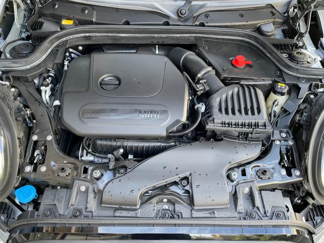 ＭＩＮＩ ワン　クラシック・トリム　ワンオーナー　デジタルメーター　純正タッチパネルナビ　バックカメラ　ＥＴＣ　クルーズコントロール　ハーフレザーシート　１５インチＡＷ　コンフォートアクセス　ＬＥＤヘッドライト（62枚目）
