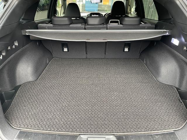 レヴォーグ STIスポーツシャープ ワンオーナー 500台限定車 STIエアロパッケージ STIルーフエンドスポイラー STIパフォーマンスマフラーLEDアクセサリーライナー CD/DVDデッキ ETC2.0 ドライブレコーダー(27枚目)