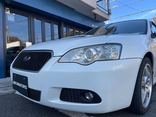 レガシィB4 ブリッツェン2005モデル 専用前後バンパー フロントグリル 専用ブラック本革シート シートヒーター 専用フロアカーペット 専用サイドシルプレート ブラックルーフトリム パナソニックストラーダナビ バックカメラ 社外17AW(28枚目)