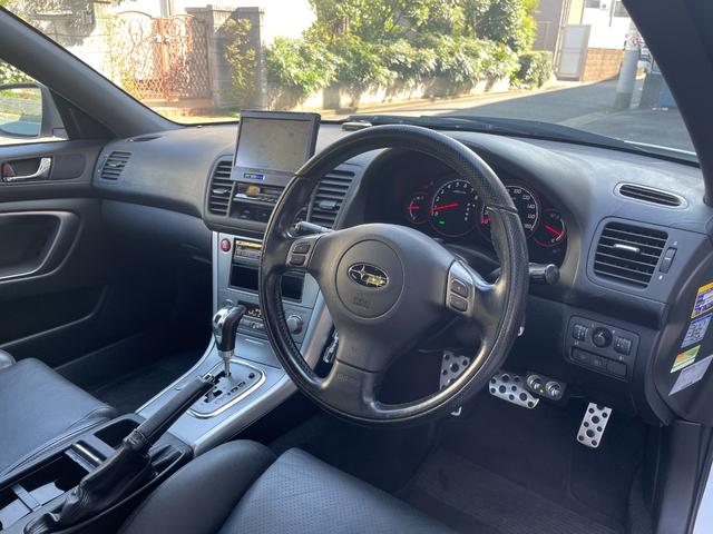 レガシィB4 ブリッツェン2005モデル 専用前後バンパー フロントグリル 専用ブラック本革シート シートヒーター 専用フロアカーペット 専用サイドシルプレート ブラックルーフトリム パナソニックストラーダナビ バックカメラ 社外17AW(32枚目)